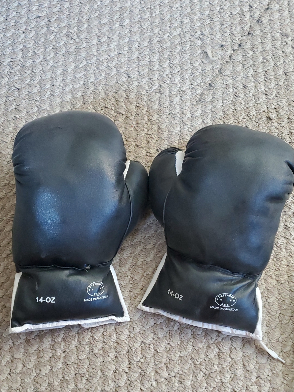 Black 14-oz Boxing Gloves - Pair